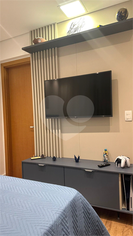 Apartamento a Venda todos Planejado e Mobiliado com 3 dormitórios, 2 suítes, 2 vagas e Vista Livre. 