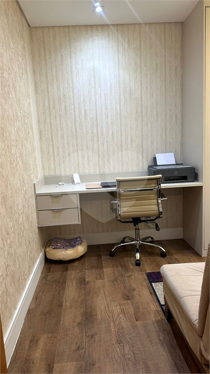 Apartamento a Venda todos Planejado e Mobiliado com 3 dormitórios, 2 suítes, 2 vagas e Vista Livre. 