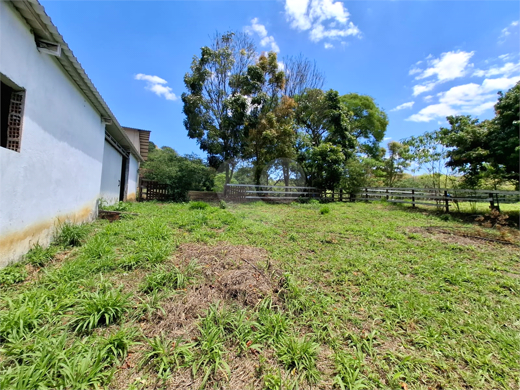 Chácara LOCAÇÃO Mairiporã com 48.000m2, 4 casas, piscina, estábulo para 6 cavalos, área gourmet e lago com peixes. 