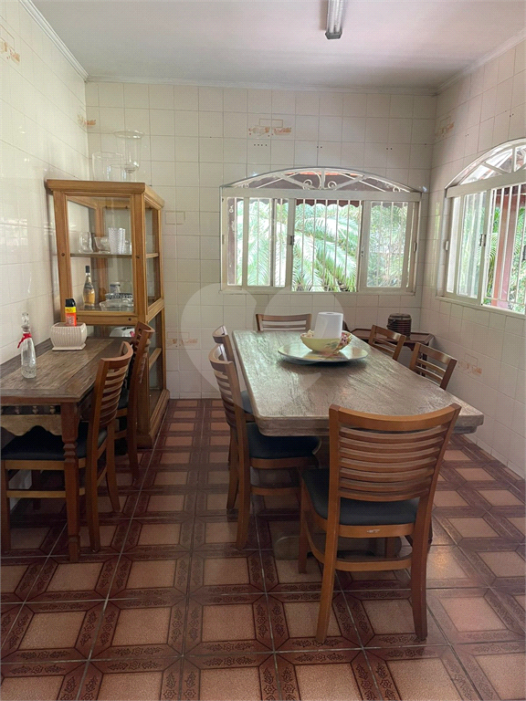 Chácara LOCAÇÃO Mairiporã com 48.000m2, 4 casas, piscina, estábulo para 6 cavalos, área gourmet e lago com peixes. 