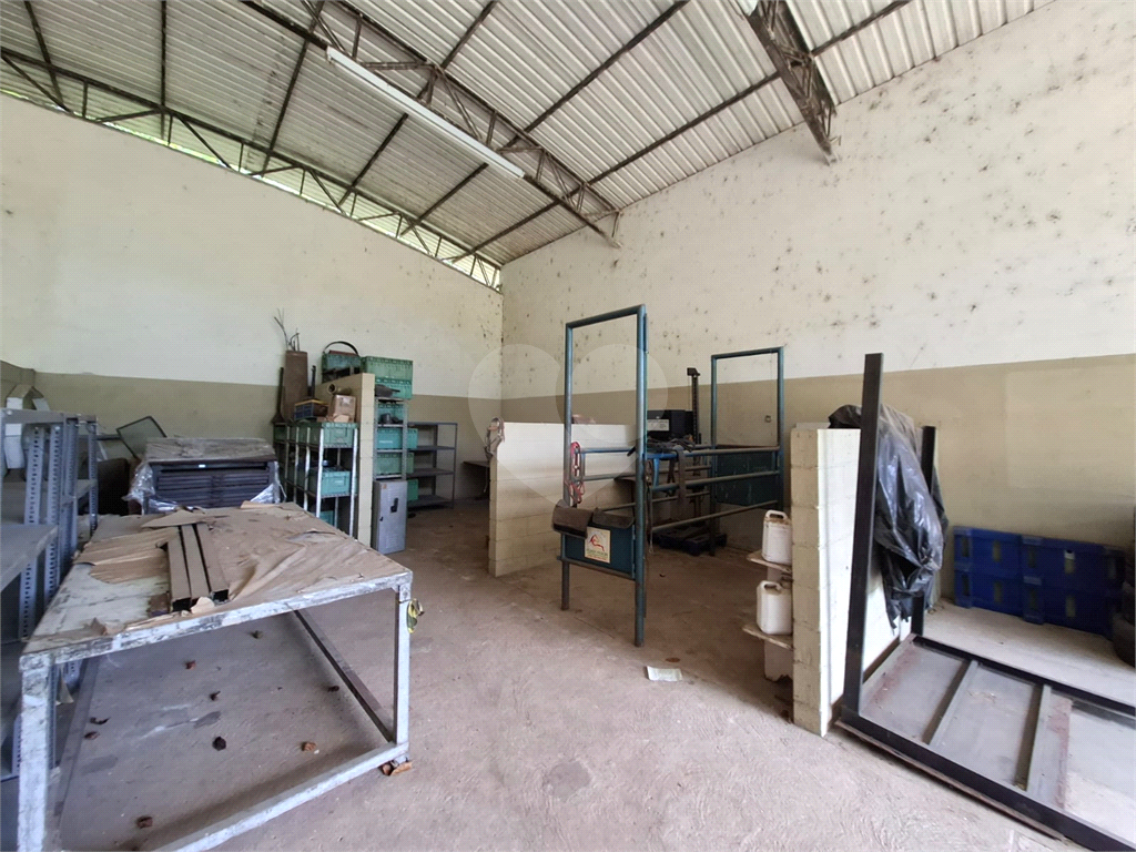 Chácara LOCAÇÃO Mairiporã com 48.000m2, 4 casas, piscina, estábulo para 6 cavalos, área gourmet e lago com peixes. 