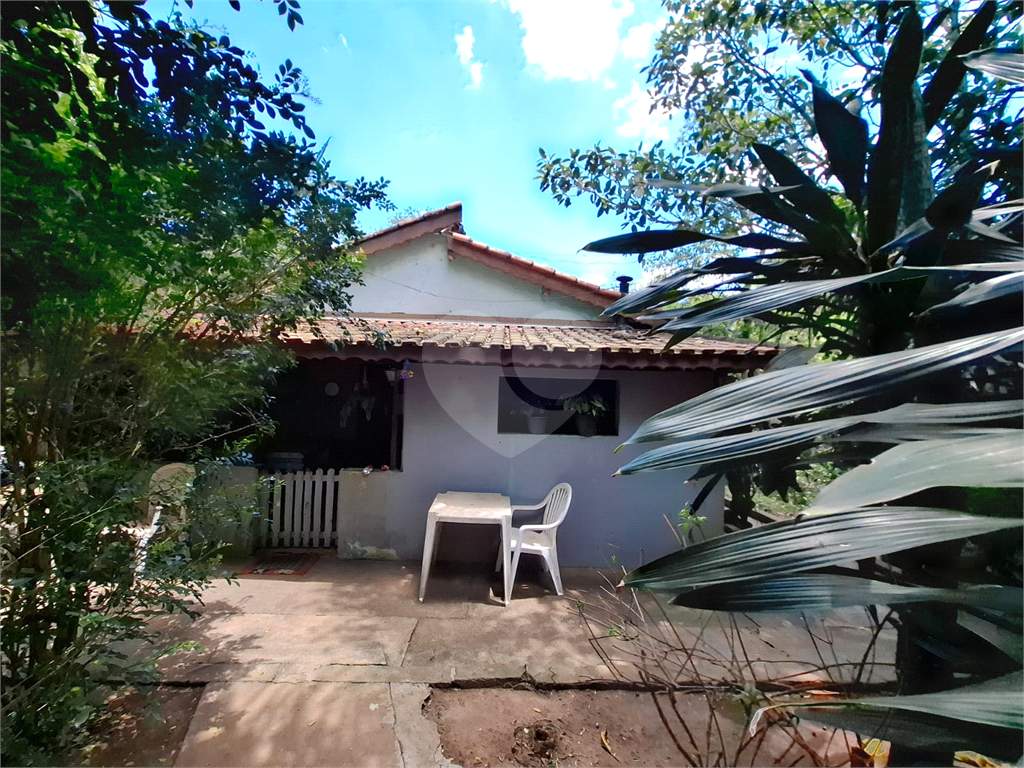 Chácara LOCAÇÃO Mairiporã com 48.000m2, 4 casas, piscina, estábulo para 6 cavalos, área gourmet e lago com peixes. 