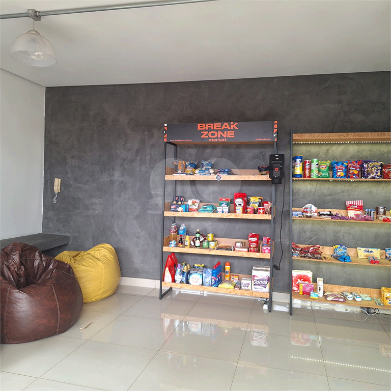 Apartamento na Copacabana, 3 dormitórios sedo uma suíte., varanda gourmet, e 2 vagas. Lindo!