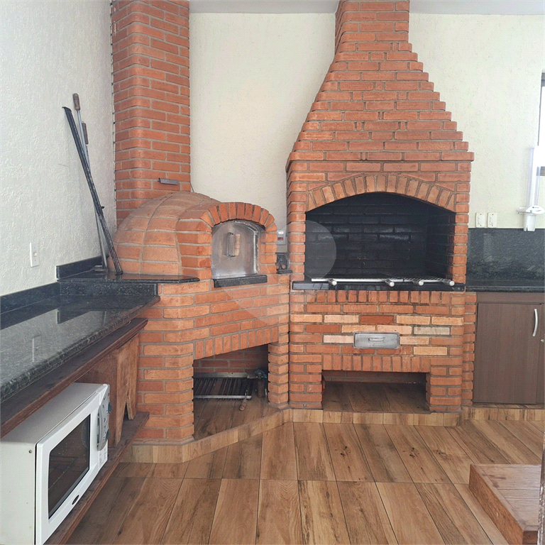 Apartamento na Copacabana, 3 dormitórios sedo uma suíte., varanda gourmet, e 2 vagas. Lindo!