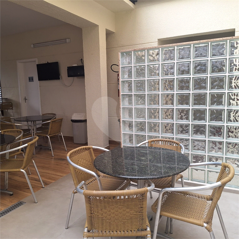 Apartamento na Copacabana, 3 dormitórios sedo uma suíte., varanda gourmet, e 2 vagas. Lindo!