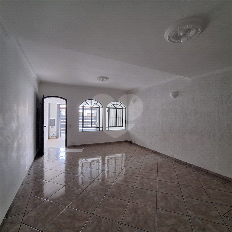 sobrado próximo a Braz Leme- 2 quartos, 1 vaga...