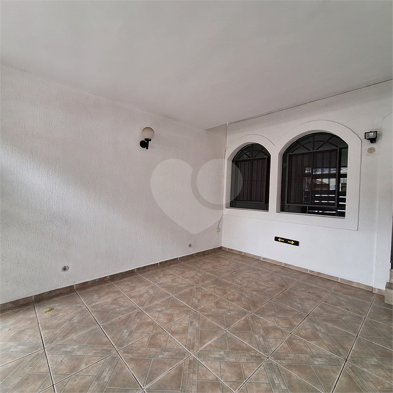 sobrado próximo a Braz Leme- 2 quartos, 1 vaga...