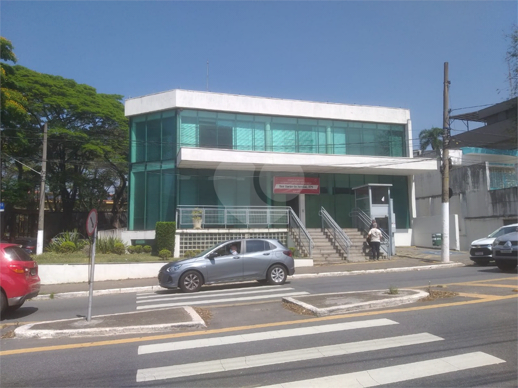 PRÉDIO INTEIRO em VILA ROMANA