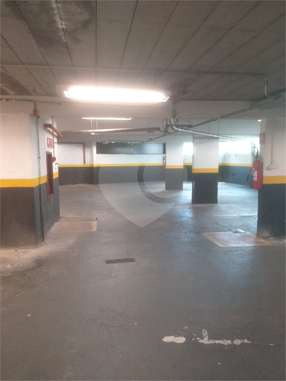 PRÉDIO INTEIRO em VILA ROMANA