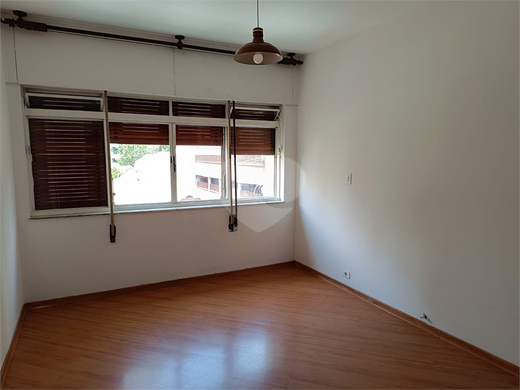 Apartamento em Perdizes com 3 quartos