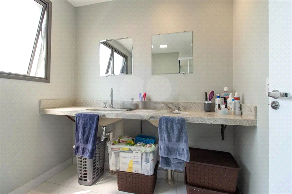 Apartamento à venda com 183m², 4 quartos e 2 vagas