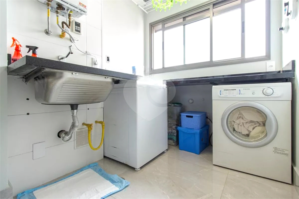 Apartamento à venda com 183m², 4 quartos e 2 vagas