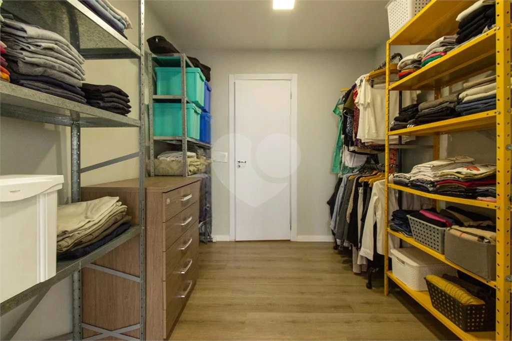 Apartamento à venda com 183m², 4 quartos e 2 vagas
