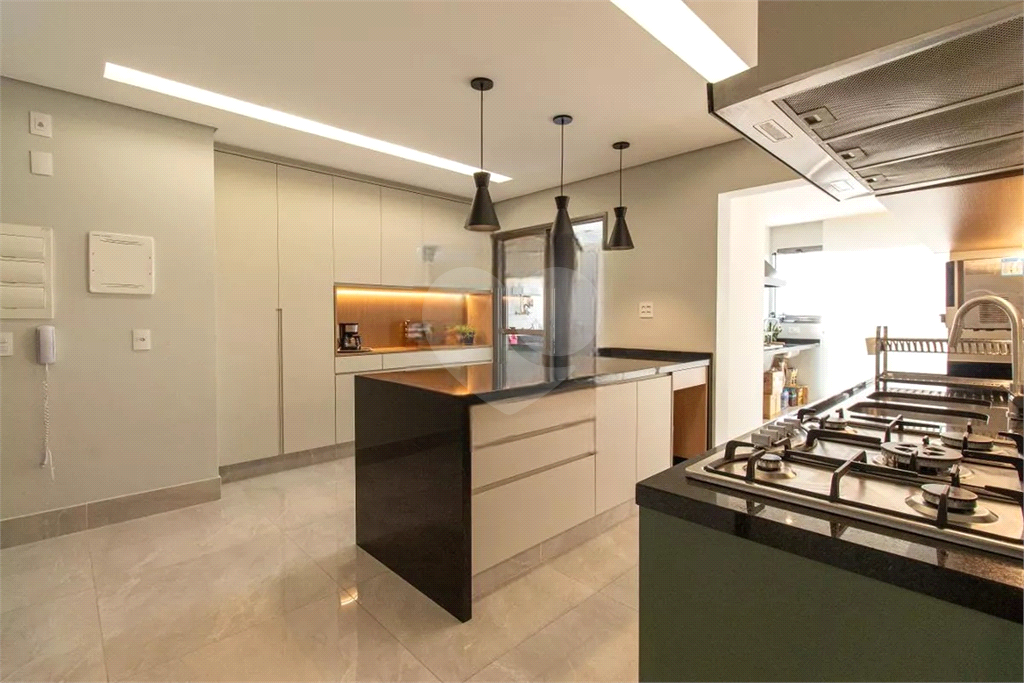Apartamento à venda com 183m², 4 quartos e 2 vagas