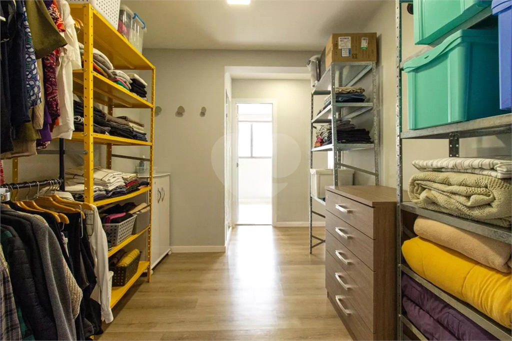 Apartamento à venda com 183m², 4 quartos e 2 vagas