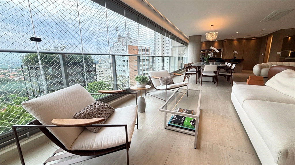 Apartamento de Alto Padrão – 276m² na Vila Madalena com Vista Deslumbrante 