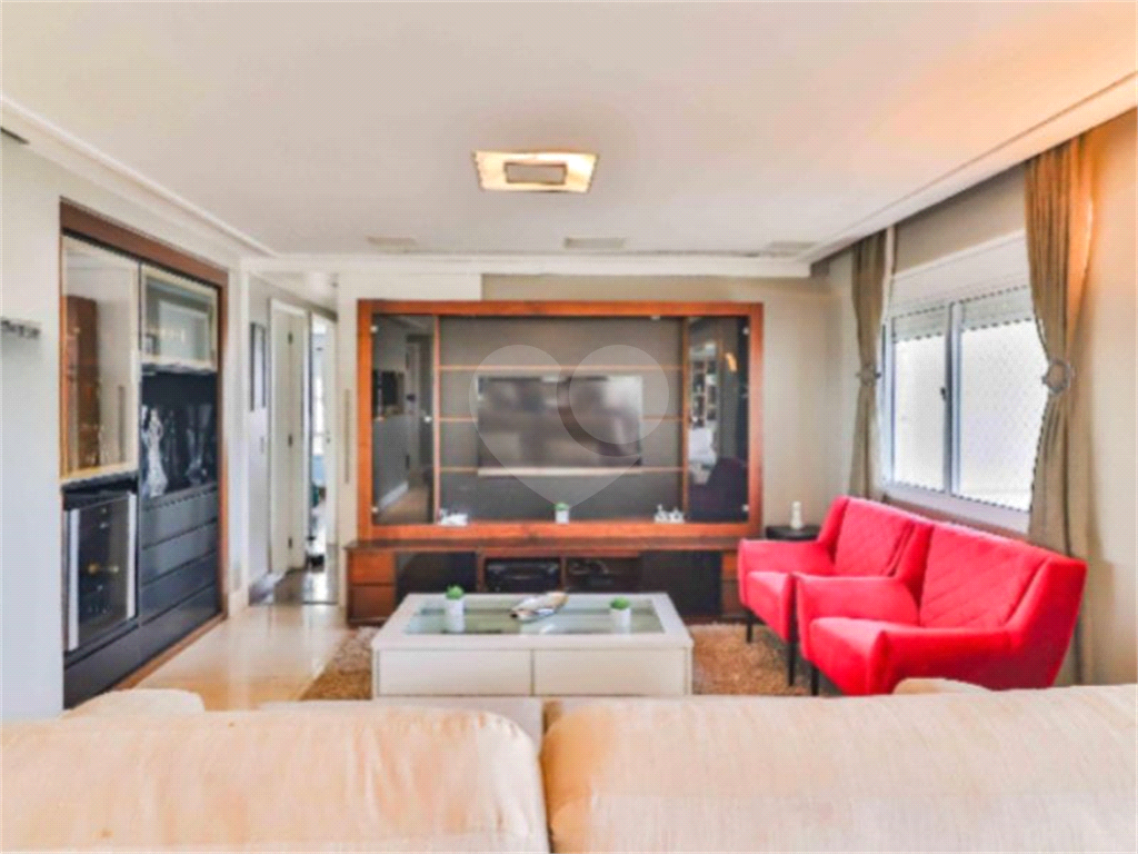 Apartamento, 3 quartos, 135 m² - Foto 2