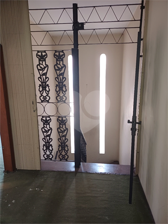 ALTO DE PINHEIROS - SOBRADO 6 DORMS 