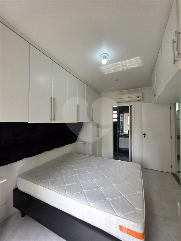 Apartamento com 3 dormitórios e 2 vagas em Santana, São Paulo - Sp