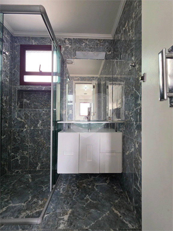 Apartamento com 3 dormitórios e 2 vagas em Santana, São Paulo - Sp