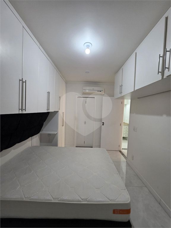 Apartamento com 3 dormitórios e 2 vagas em Santana, São Paulo - Sp