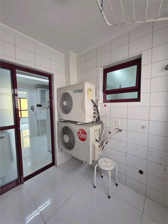 Apartamento com 3 dormitórios e 2 vagas em Santana, São Paulo - Sp