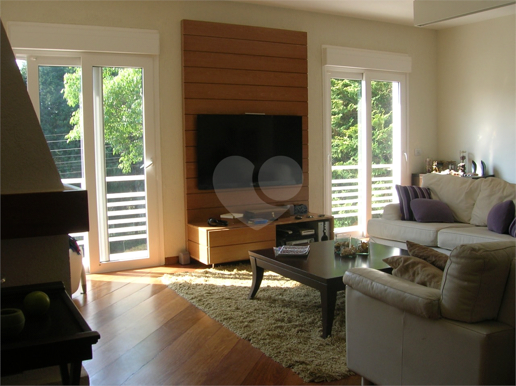 CONDOMÍNIO em ALDEIA DA SERRA