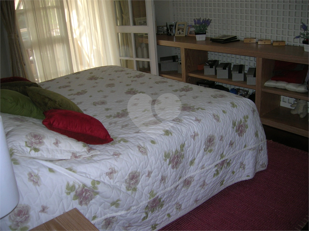 CONDOMÍNIO em ALDEIA DA SERRA