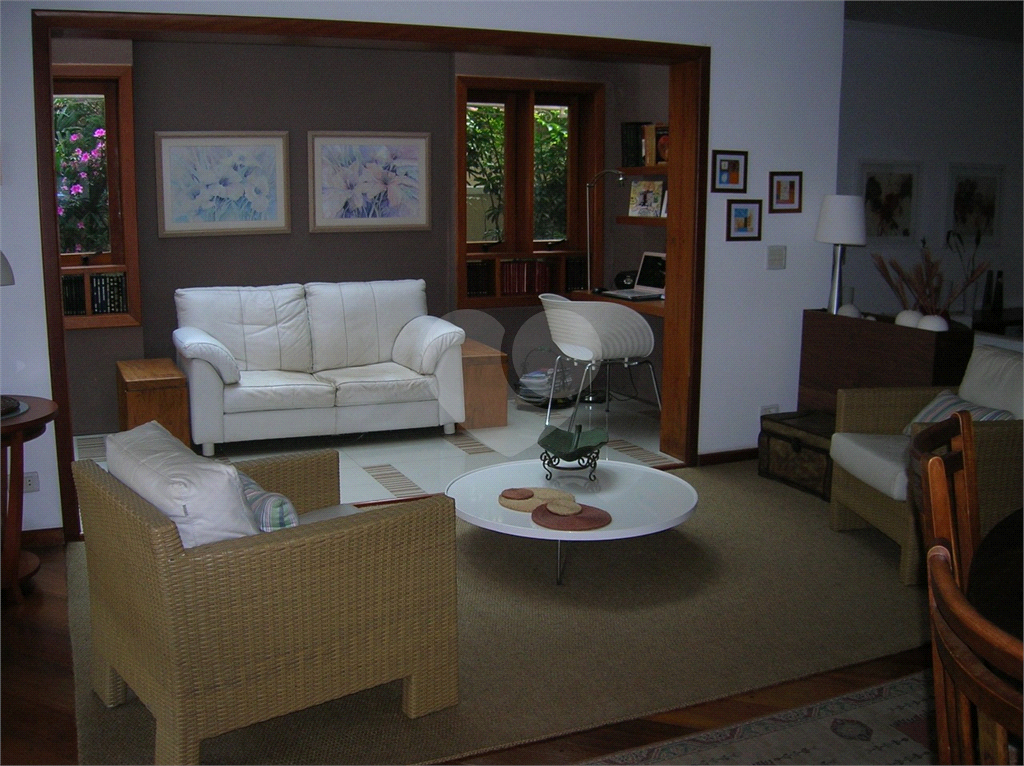 CONDOMÍNIO em ALDEIA DA SERRA