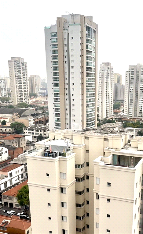 APARTAMENTO em VILA ROMANA