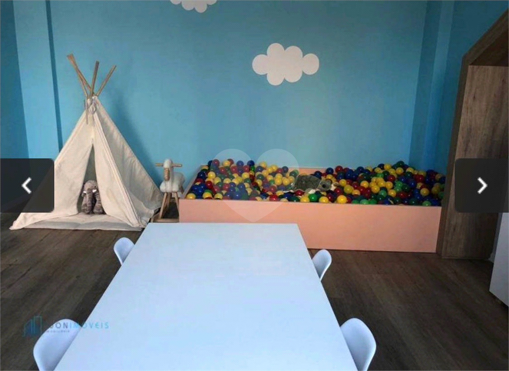 APARTAMENTO em VILA ROMANA