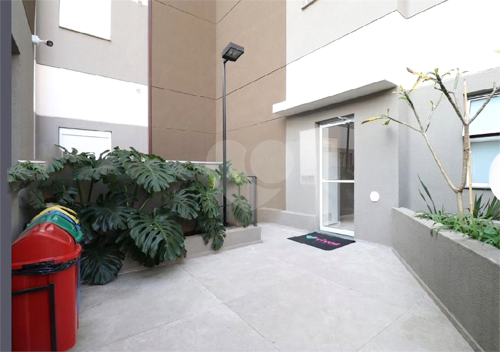 APARTAMENTO em VILA ROMANA