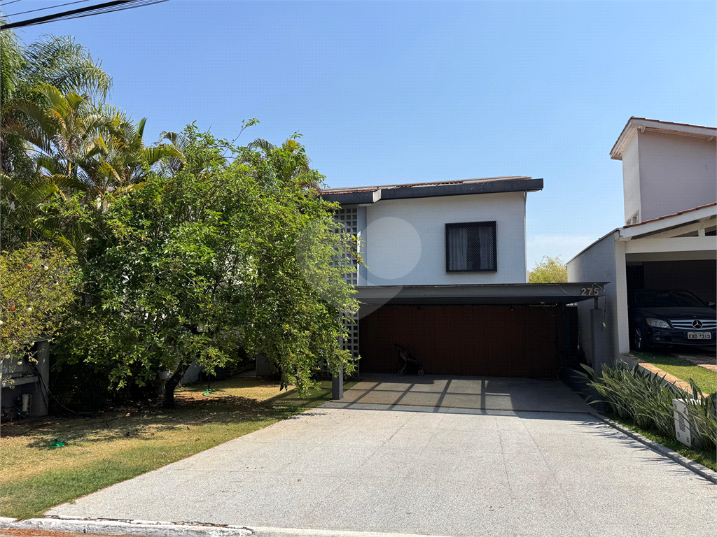 Casa em Condomínio