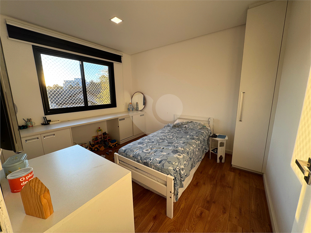 Casa em Condomínio