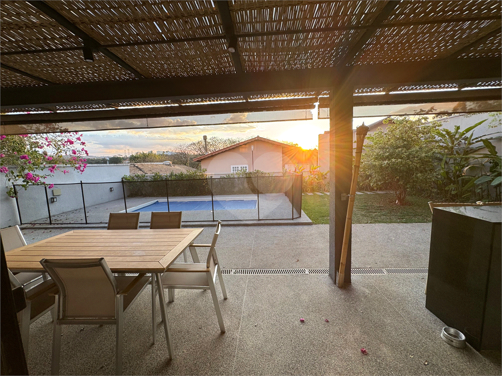 Casa em Condomínio