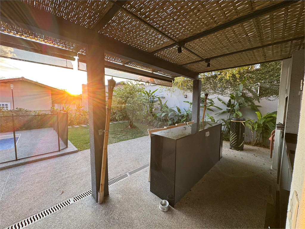 Casa em Condomínio