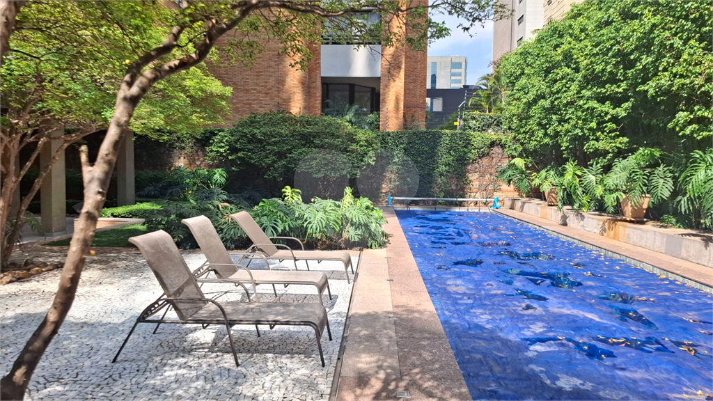 APARTAMENTO em ITAIM BIBI