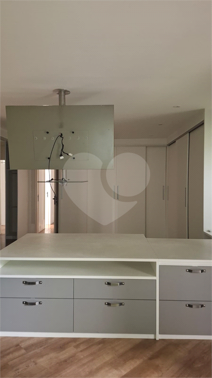 APARTAMENTO em ITAIM BIBI