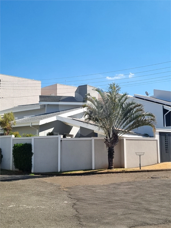 Casa à Venda em Americana/SP – Alto Padrão | 3 Dormitórios | Piscina | Energia Solar | Espaço Gourmet