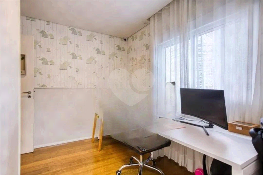 APARTAMENTO em SANTANA