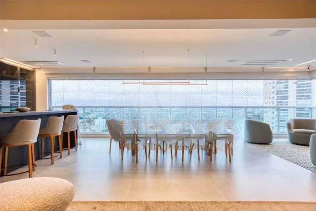 APARTAMENTO em SANTANA