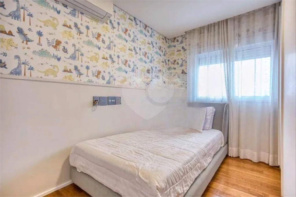 APARTAMENTO em SANTANA