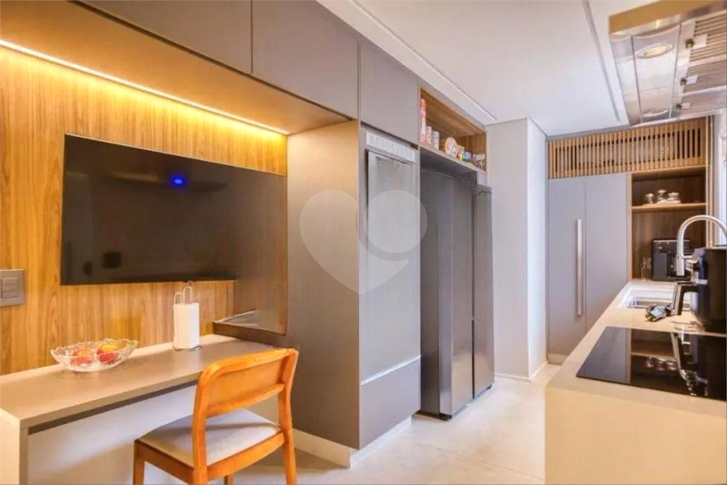 APARTAMENTO em SANTANA