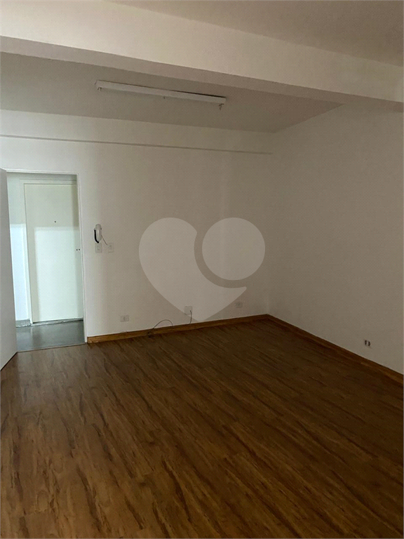 Prédio Comercial na Av. Conselheiro Moreira de Barros – Renda Mensal de R$ 14 Mil e Potencial de Expansão