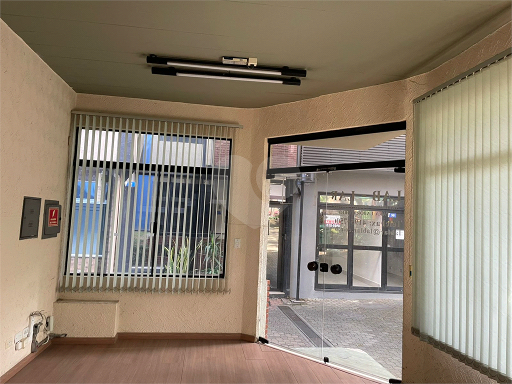 PRÉDIO COMERCIAL À VENDA EM ALPHAVILLE