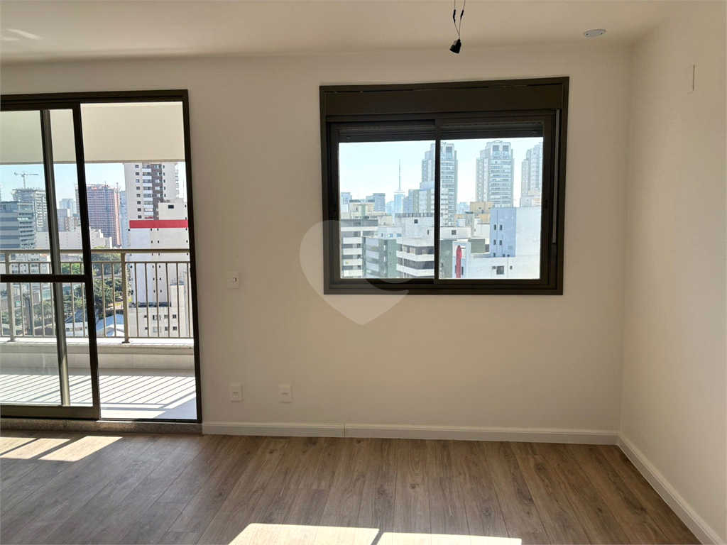 Apartamento a venda 2 dormitórios com suite 64 m² em Vila Mariana
