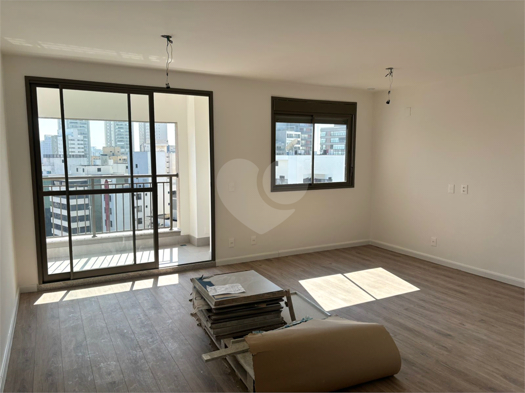 Apartamento a venda 2 dormitórios com suite 64 m² em Vila Mariana