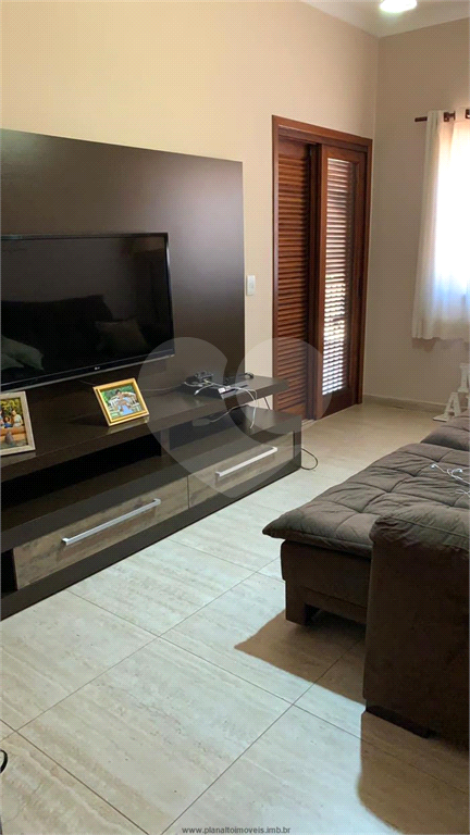 Chácara para alugar com 4 quartos, 500m² - Foto 11