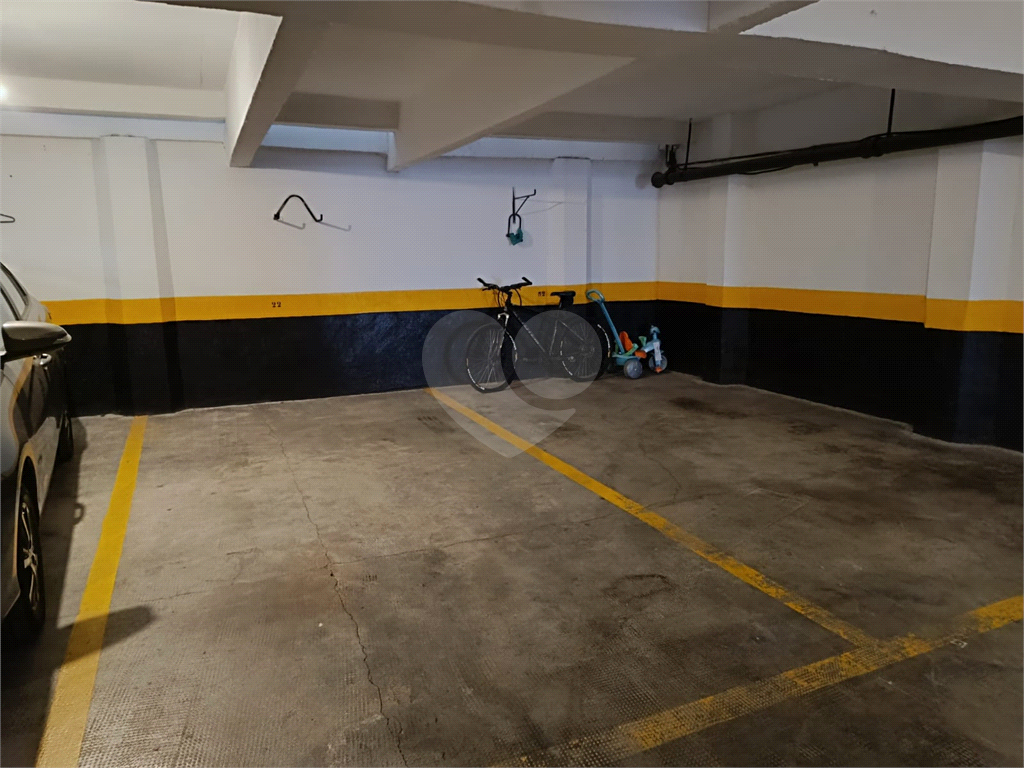 Apartamento em Moema com 3 quartos