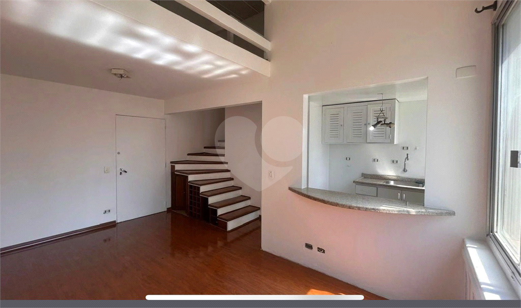 DUPLEX COM SUITE - BROOKLIN 